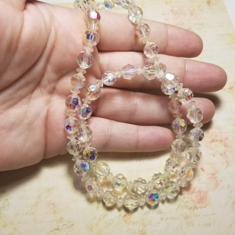 Gorgeous VTG Aurora Borealis Crystal Necklace - Picture 3 of 6